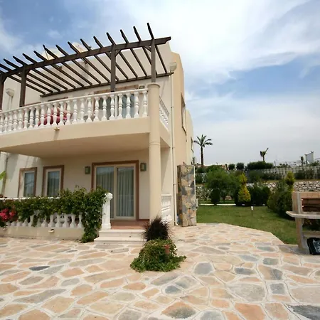 Important Group | Bd106 Turquoise Homes *