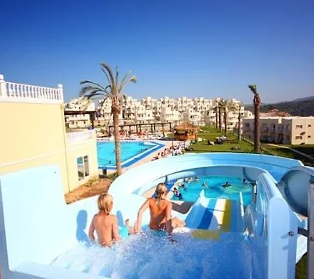 Important Group | Bd106 Turquoise Homes *
