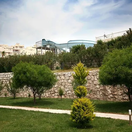 Important Group | Bd106 Turquoise Homes * بوغازيتْشي